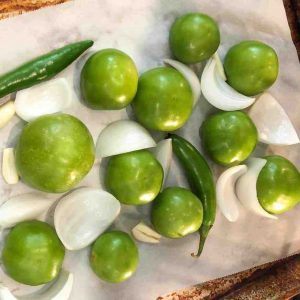vanlife-Tomatillo Salsa