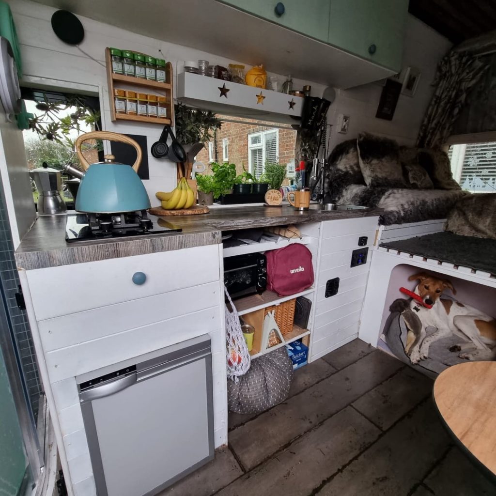 Vanlife eats kitchen