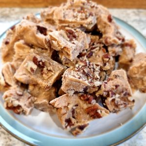 Butter pecan fudge